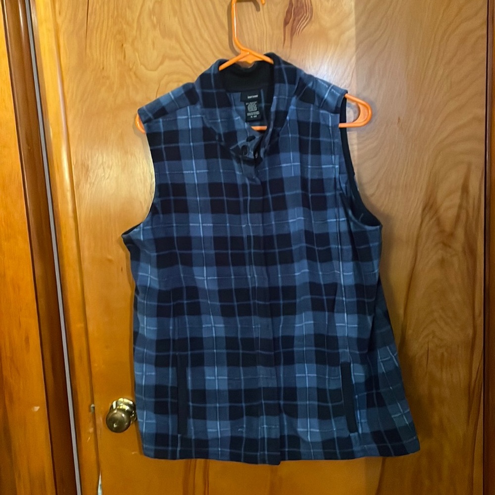 Ladies XL fleece vest